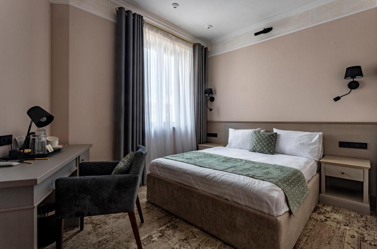 Ayvazovsky Hotel Odessa Buitenkant foto