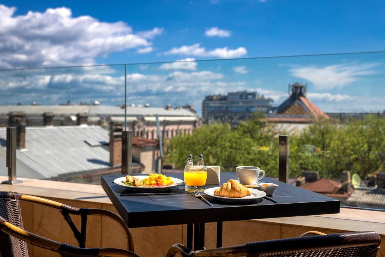 Ayvazovsky Hotel Odessa Buitenkant foto