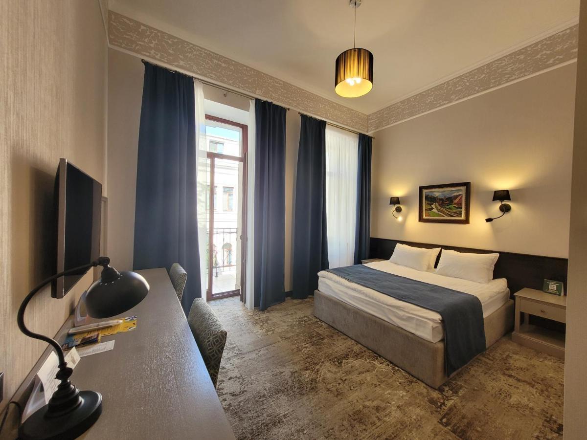Ayvazovsky Hotel Odessa Buitenkant foto