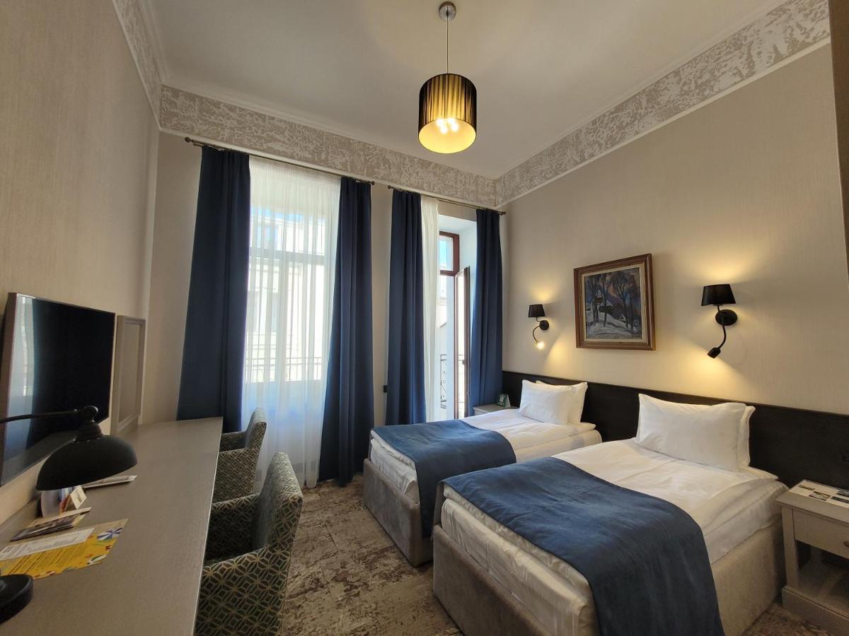 Ayvazovsky Hotel Odessa Buitenkant foto