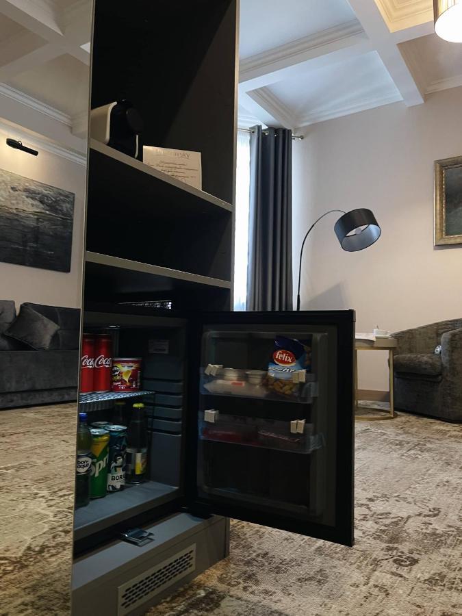 Ayvazovsky Hotel Odessa Buitenkant foto