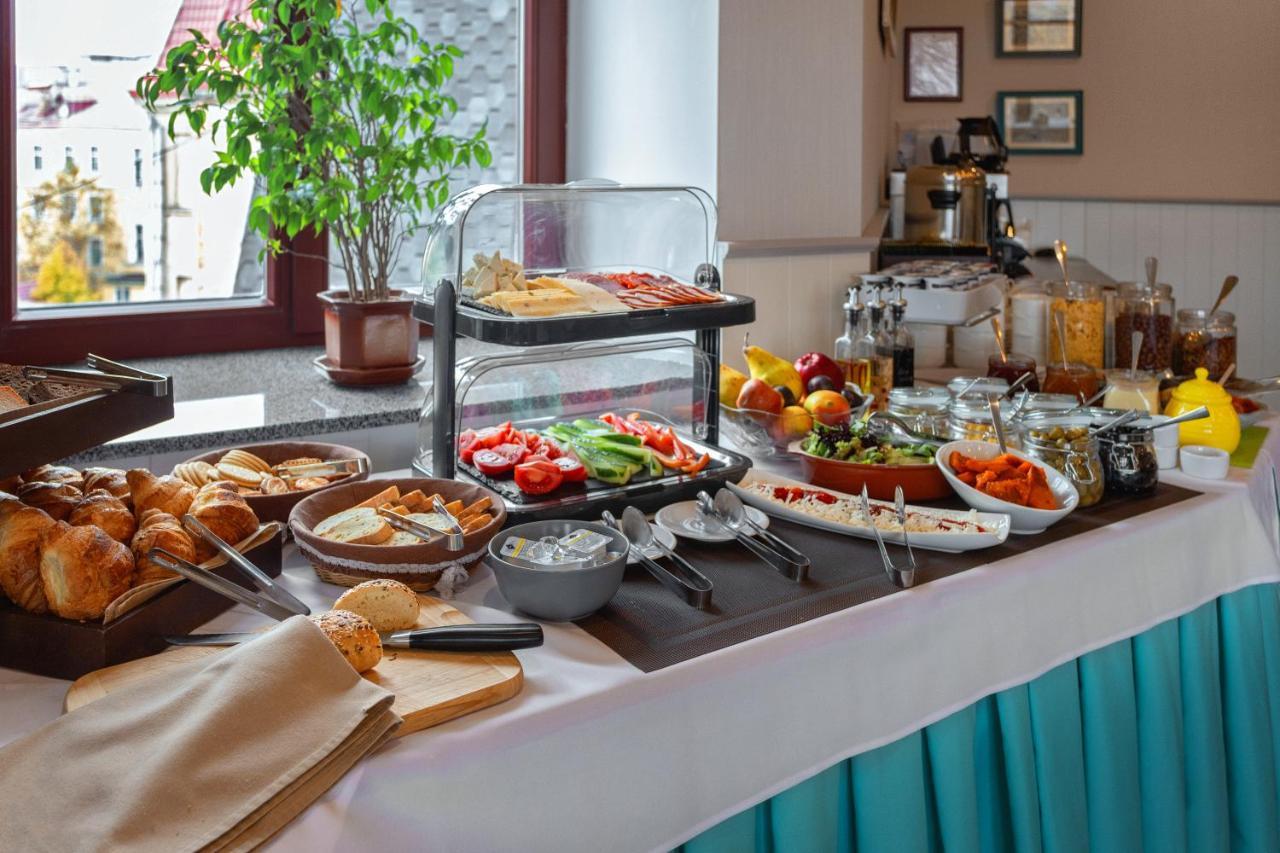 Ayvazovsky Hotel Odessa Buitenkant foto