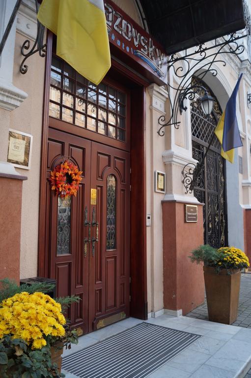 Ayvazovsky Hotel Odessa Buitenkant foto